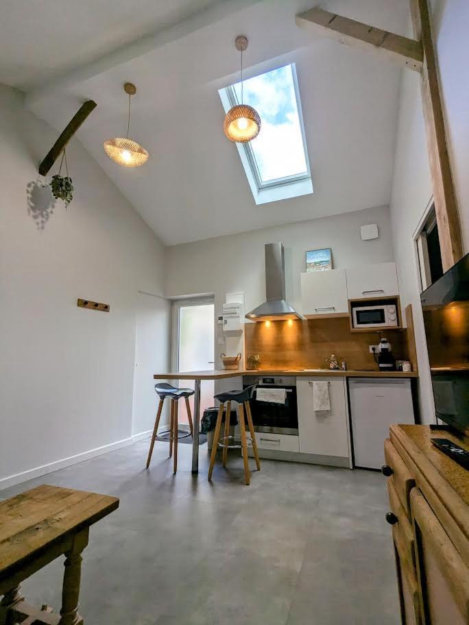 Le Boheme, Sauna & Spa Riorges Exteriér fotografie